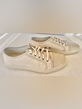 Gucci GG Canvas Low Top Sneakers Cream/Beige Leather Trim Size 37.5